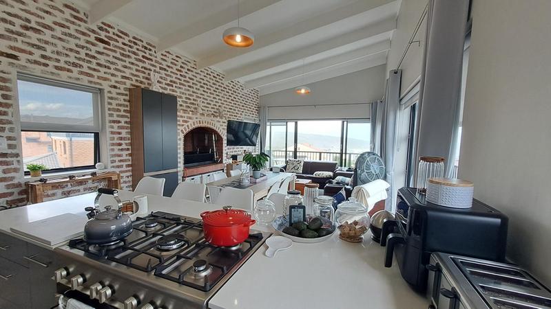 4 Bedroom Property for Sale in Jongensfontein Western Cape